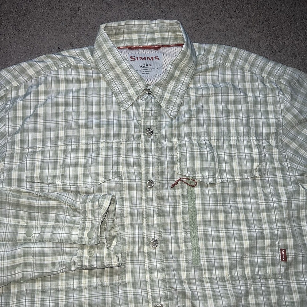 Simms Shirt Mens XL Green Plaid Long Sleeve COR3 Fishing Button Up Outdoor